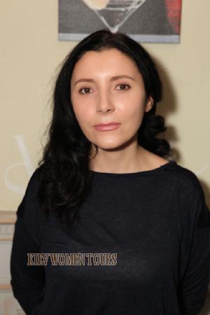 152901 - Lidiya Age: 43 - Ukraine