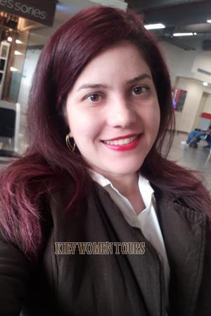 185734 - Laura Age: 34 - Colombia