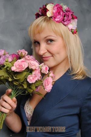 192735 - Elena Age: 41 - Ukraine