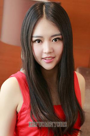 199918 - Mengyin Age: 27 - China