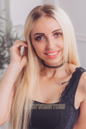 203092 - Yuliia Age: 24 - Ukraine