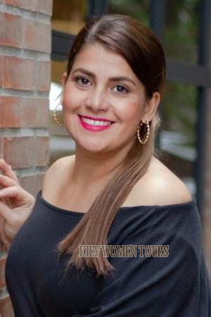 214000 - Lina Age: 44 - Colombia