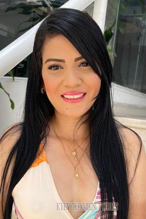 216424 - Carmen Age: 38 - Colombia