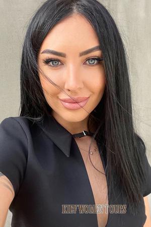 222619 - Iryna Age: 33 - Ukraine