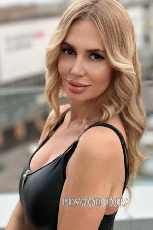 222678 - Nadiia Age: 45 - Ukraine