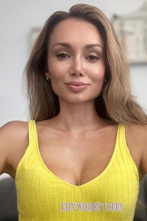 223950 - Anna Age: 38 - Ukraine