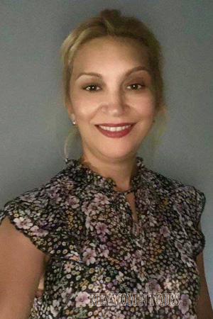 224239 - Olga Age: 52 - Ukraine