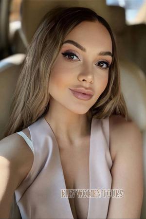 224556 - Yuliia Age: 38 - Ukraine