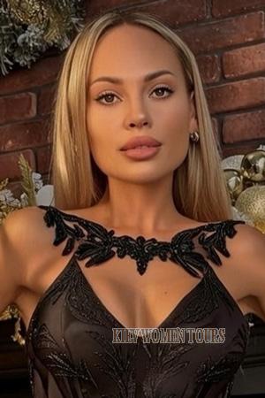 226280 - Dana Age: 35 - Ukraine