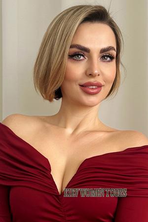 227353 - Oksana Age: 42 - Ukraine
