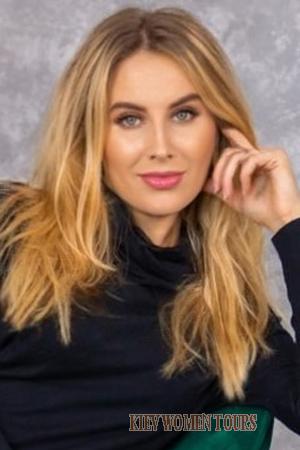 227394 - Oksana Age: 34 - Ukraine