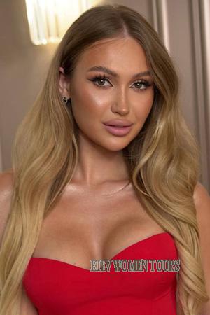 227732 - Nina Age: 22 - Ukraine